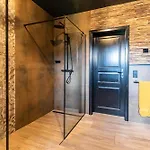 Einzigartige Traumwohnung Mit Whirlpool & Sauna Bietet Luxus Und Erholung Neuheilenbach