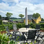 Einzigartige Traumwohnung Mit Whirlpool & Sauna Bietet Luxus Und Erholung Apartamento