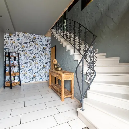 Einzigartige Traumwohnung Mit Whirlpool & Sauna Bietet Luxus Und Erholung Neuheilenbach