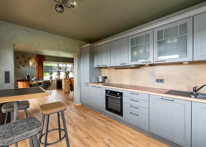 Einzigartige Traumwohnung Mit Whirlpool & Sauna Bietet Luxus Und Erholung * Neuheilenbach