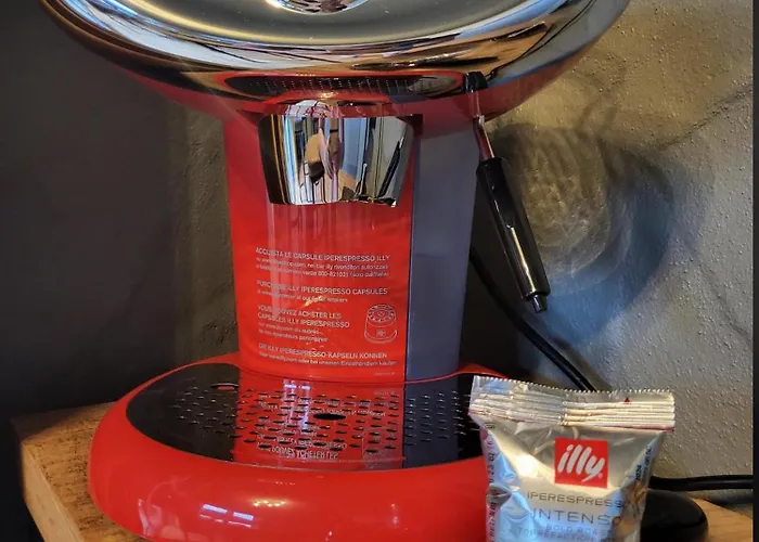 Einzigartige Traumwohnung Mit Whirlpool & Sauna Bietet Luxus Und Erholung