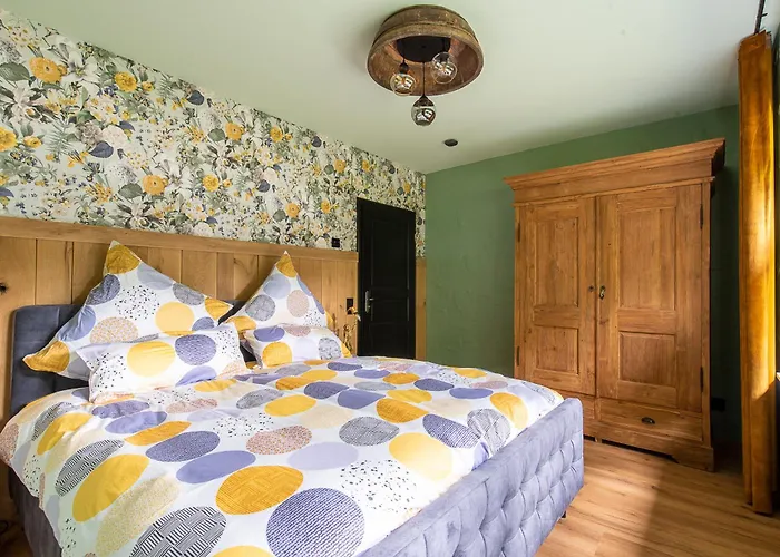 Einzigartige Traumwohnung Mit Whirlpool & Sauna Bietet Luxus Und Erholung Neuheilenbach